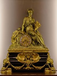 Каминные часы Deniere Paris. Золоченая бронза. Франция XIX век